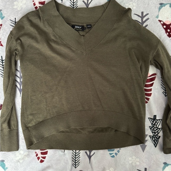 Only Sweaters - ONLY Women's Khaki V-Neck Sweater